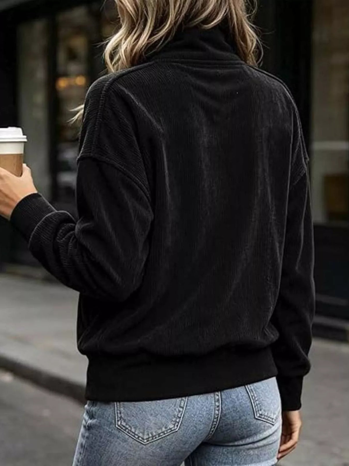 Lyric kangaroo pocket sweatshirt — cozy everyday pullover